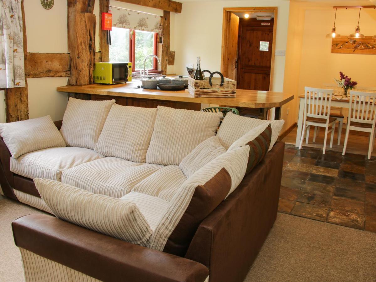 Broughton Stables Villa Монтгомъри Екстериор снимка