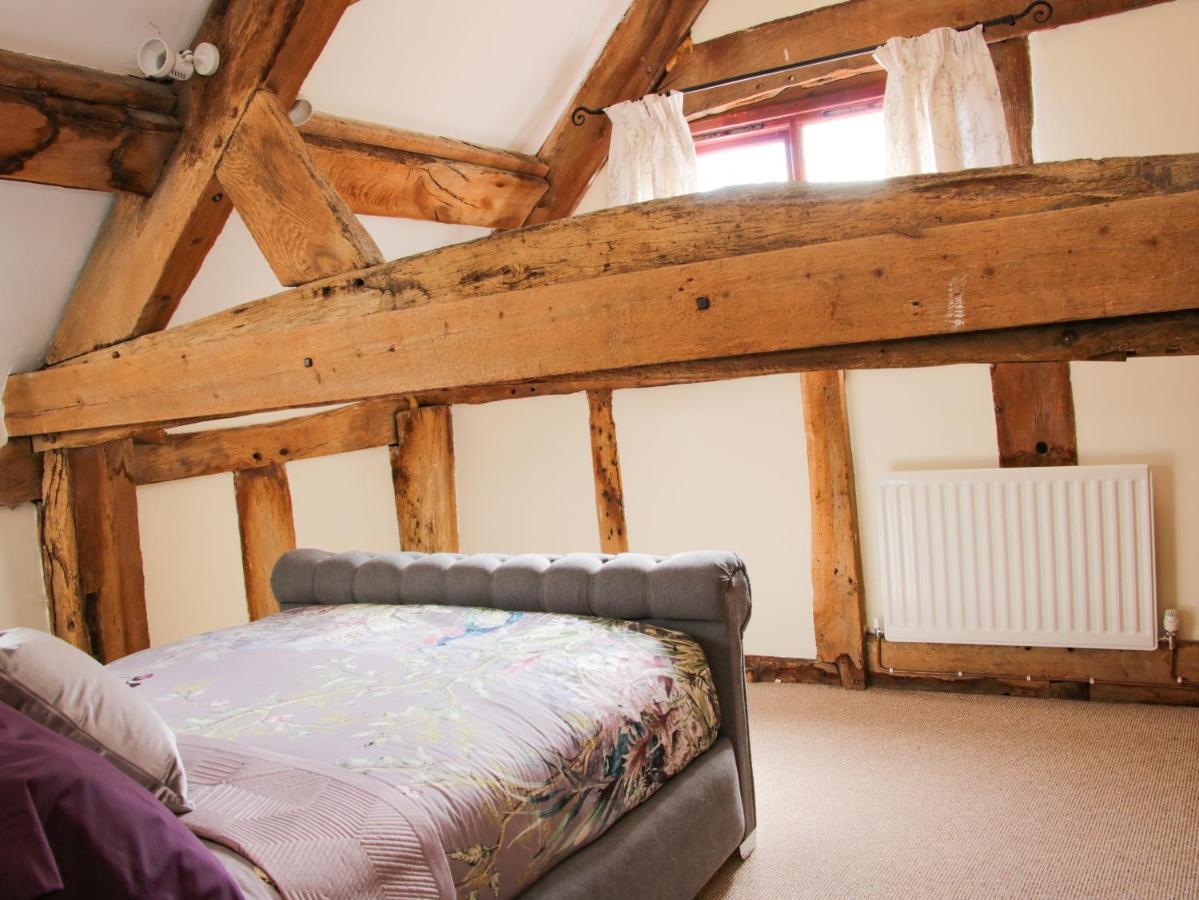 Broughton Stables Villa Монтгомъри Екстериор снимка