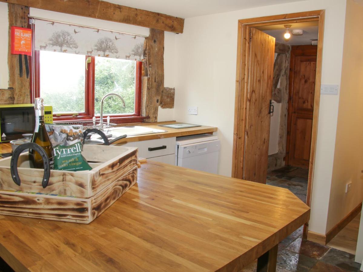 Broughton Stables Villa Монтгомъри Екстериор снимка