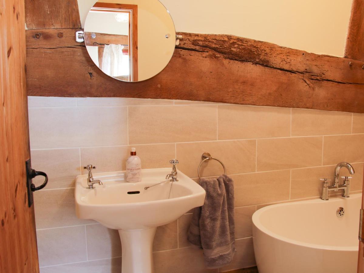 Broughton Stables Villa Монтгомъри Екстериор снимка
