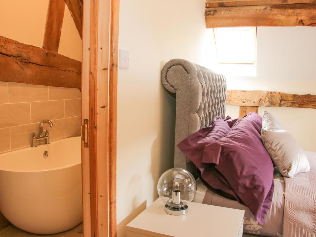Broughton Stables Villa Монтгомъри Екстериор снимка